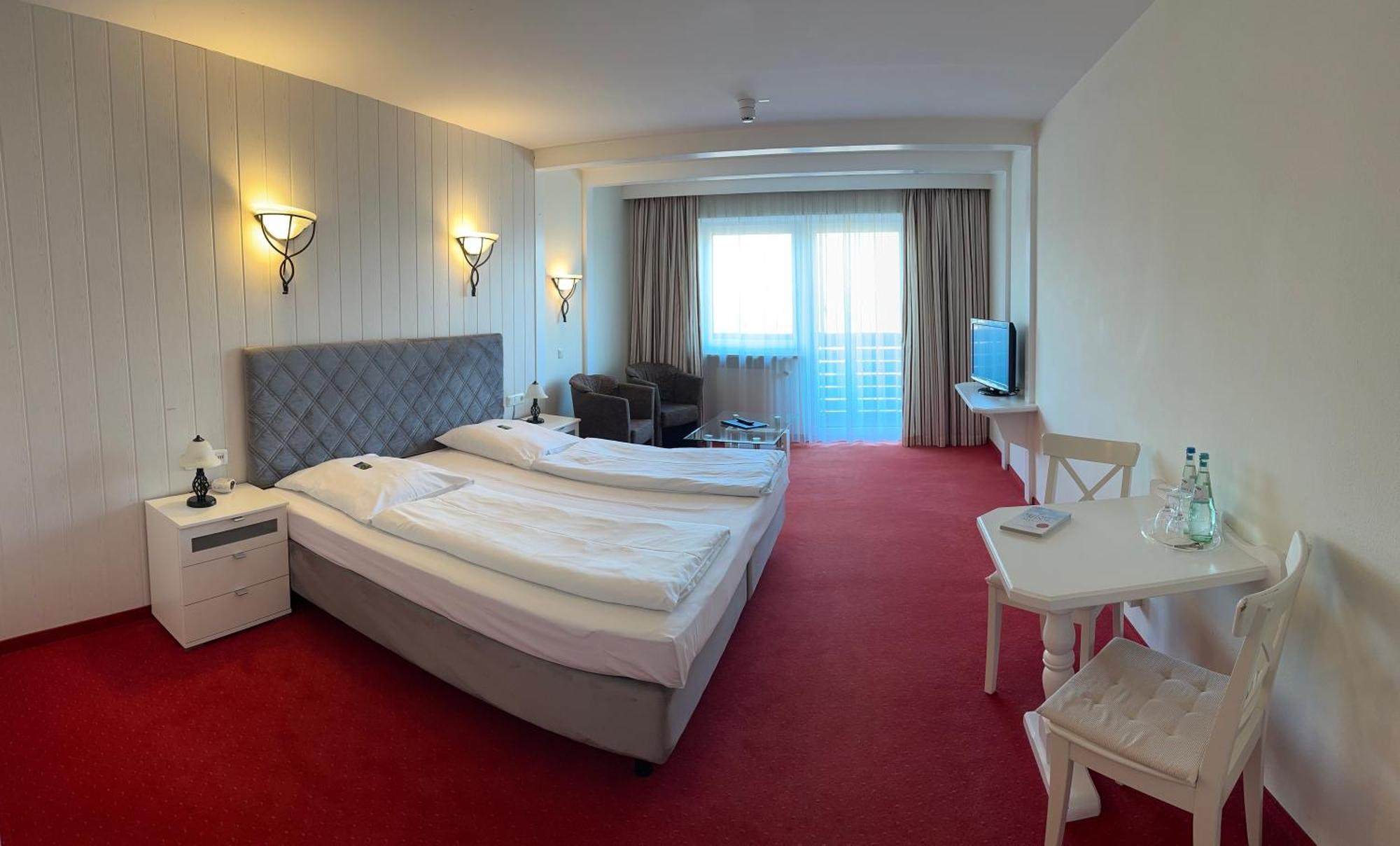 Hotel Raeucherhansl Loiching Экстерьер фото